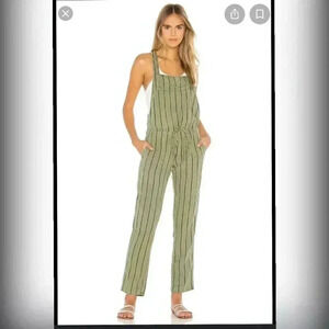 Bella Dahl 
Overall in Woodland Olive